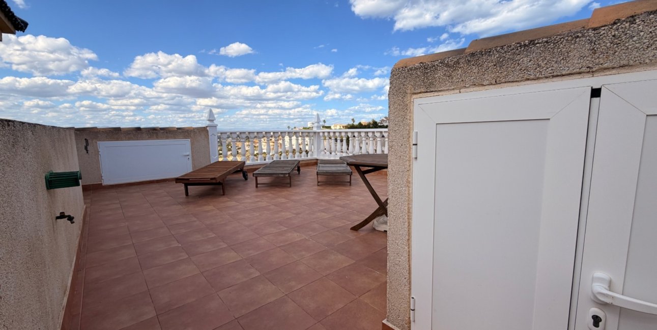 Resale - Townhouse -
Ciudad Quesada - La Marquesa