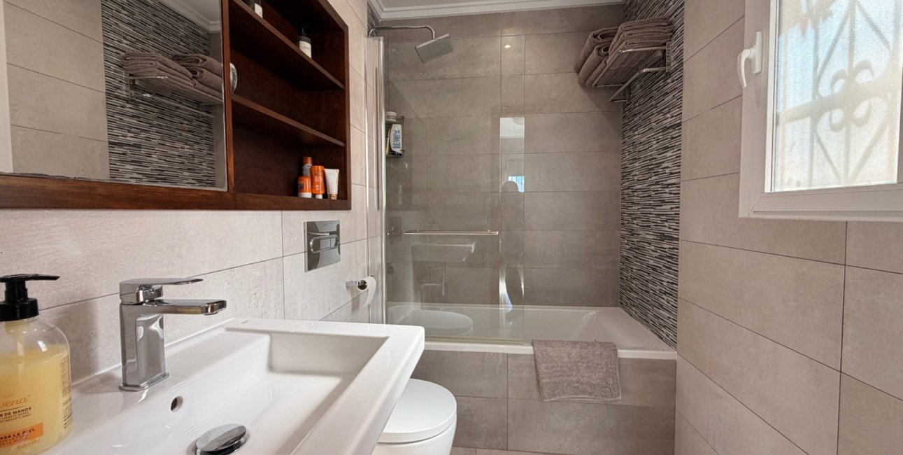 Resale - Townhouse -
Ciudad Quesada - La Marquesa