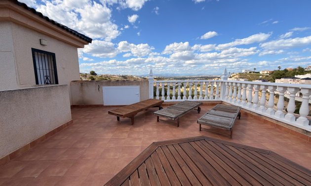 Resale - Townhouse -
Ciudad Quesada - La Marquesa