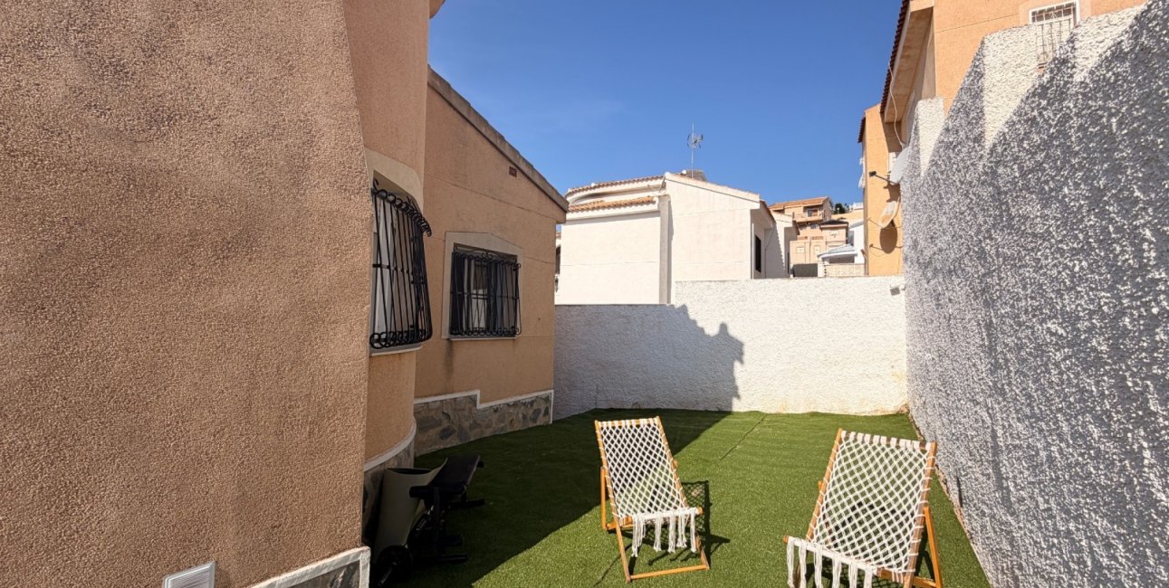 Resale - Villa -
Ciudad Quesada - La Marquesa