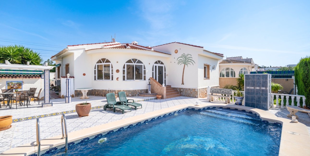 Resale - Villa -
Ciudad Quesada - Ciudad Quesada - Town