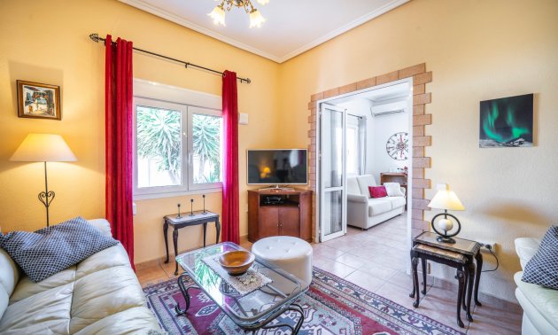 Resale - Villa -
Ciudad Quesada - Ciudad Quesada - Town