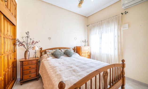Resale - Villa -
Ciudad Quesada - Ciudad Quesada - Town