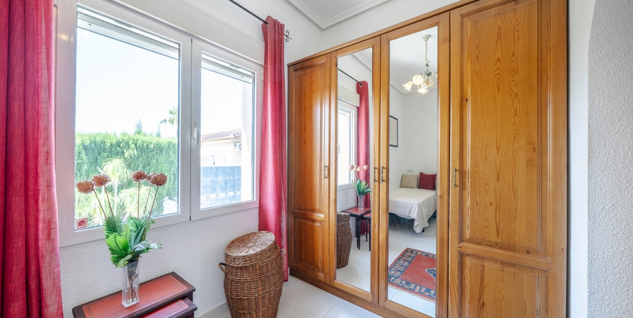 Resale - Villa -
Ciudad Quesada - Ciudad Quesada - Town