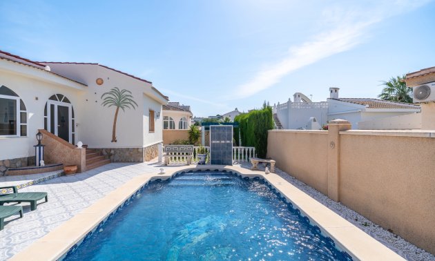 Resale - Villa -
Ciudad Quesada - Ciudad Quesada - Town