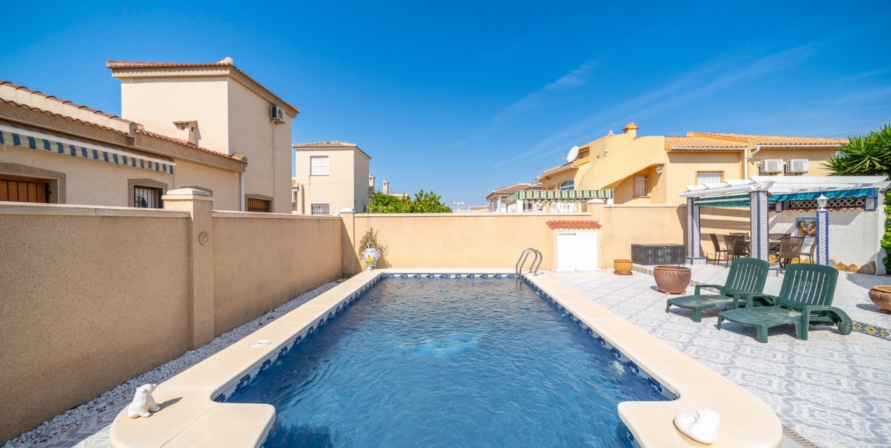 Resale - Villa -
Ciudad Quesada - Ciudad Quesada - Town