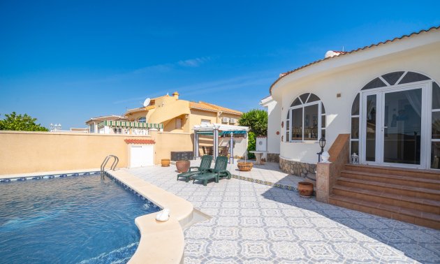 Resale - Villa -
Ciudad Quesada - Ciudad Quesada - Town