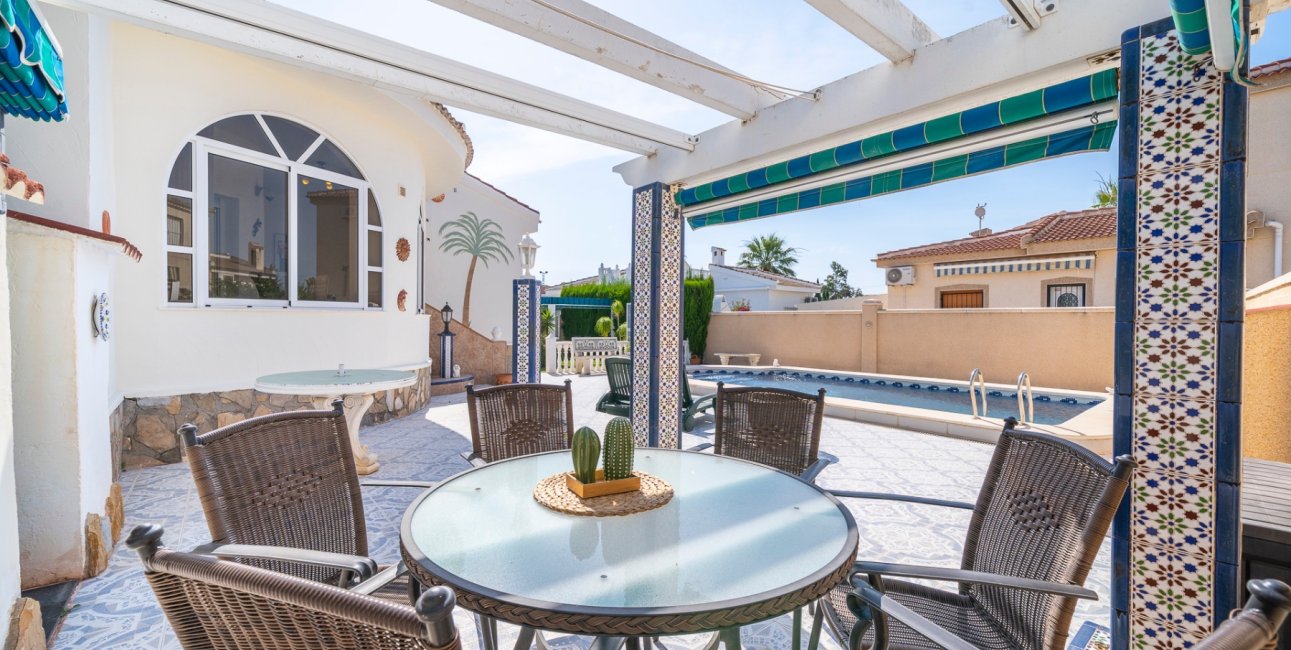 Resale - Villa -
Ciudad Quesada - Ciudad Quesada - Town