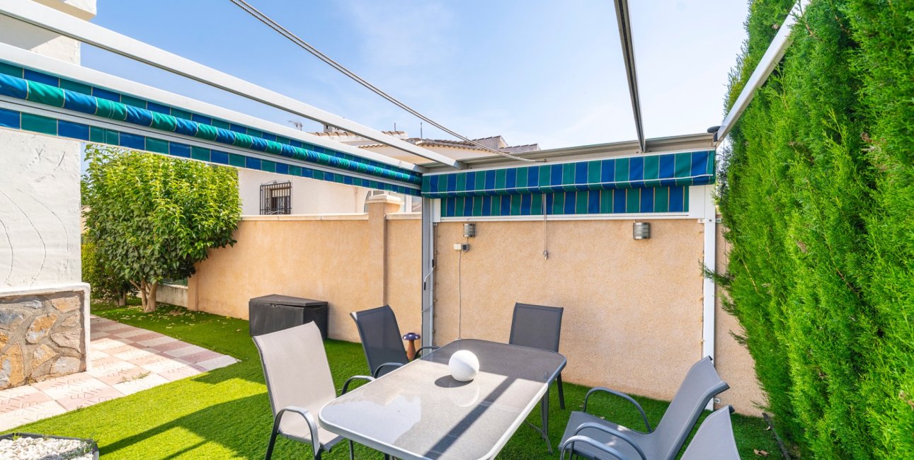 Resale - Villa -
Ciudad Quesada - Ciudad Quesada - Town