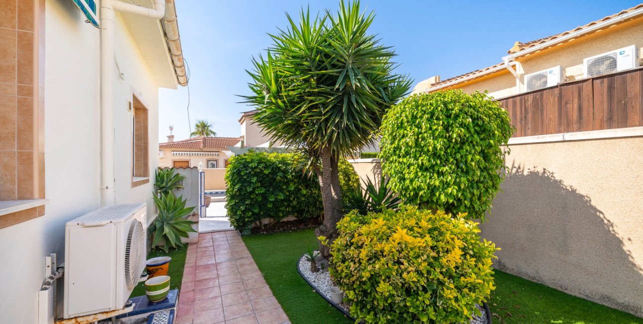 Resale - Villa -
Ciudad Quesada - Ciudad Quesada - Town