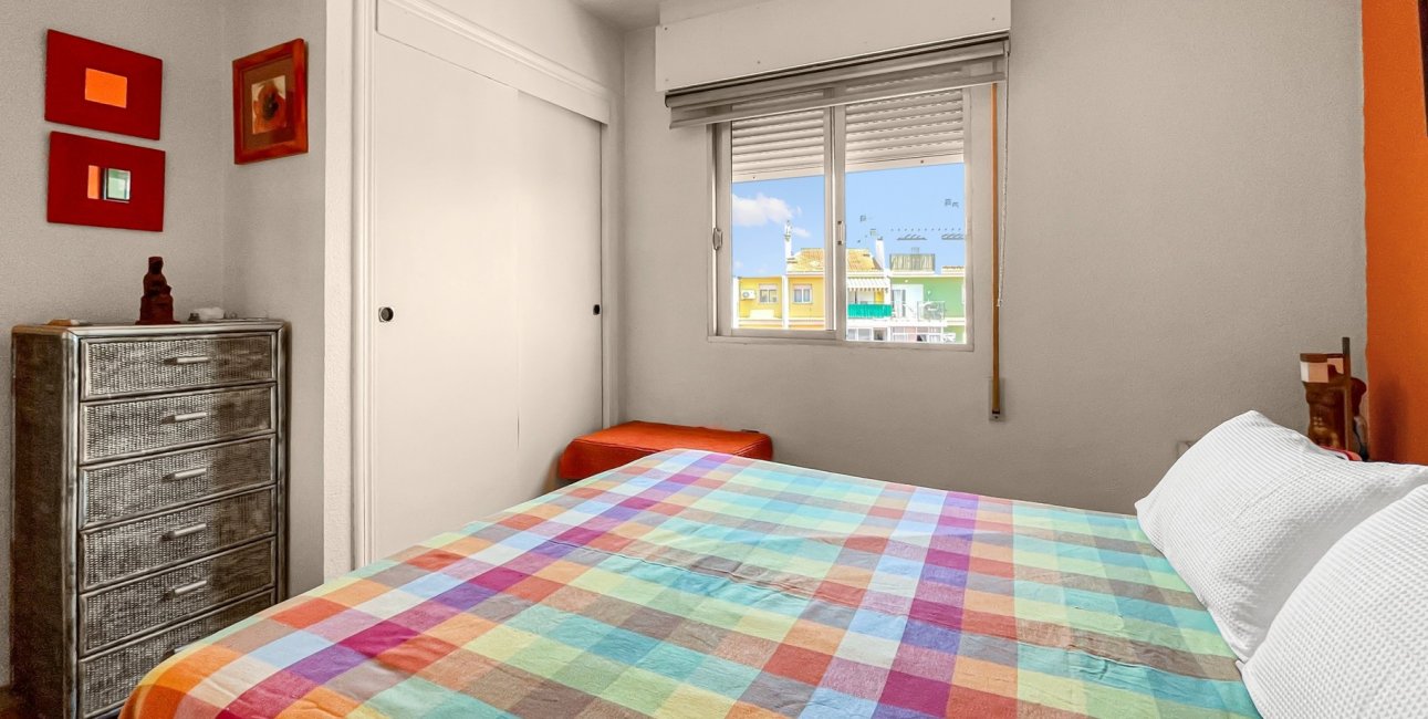 Resale - Apartment / flat -
Torrevieja - Mar Azul