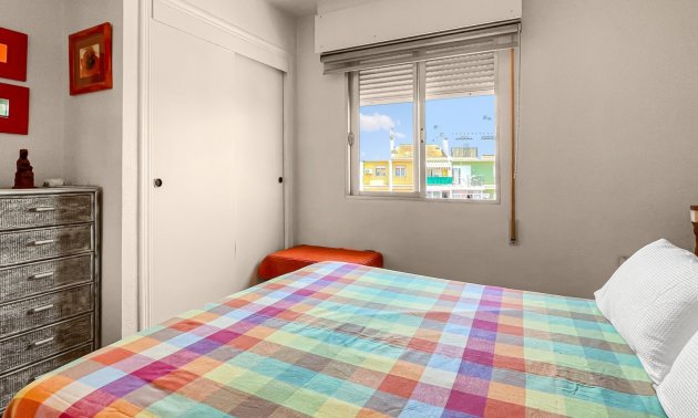 Resale - Apartment / flat -
Torrevieja - Mar Azul