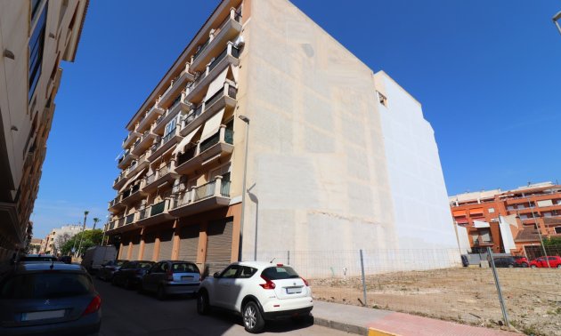 Reventa - Apartamento / piso -
Almoradi - Almoradi - Town