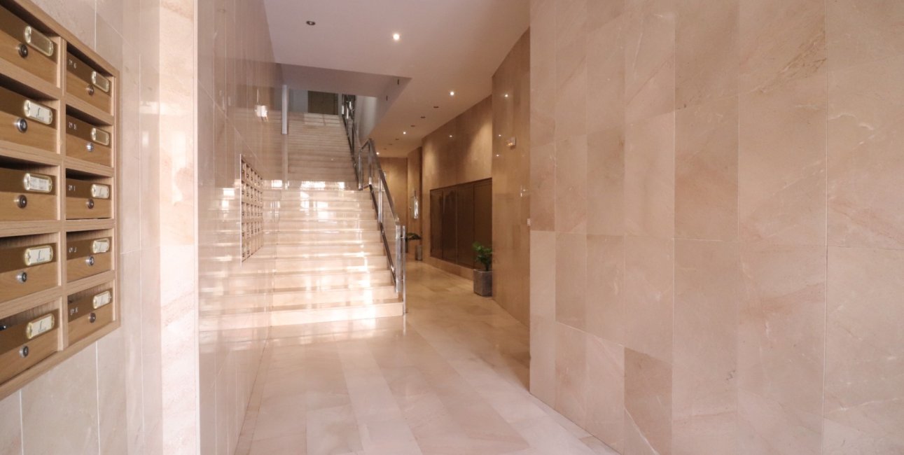 Resale - Apartment / flat -
Almoradi - Almoradi - Town