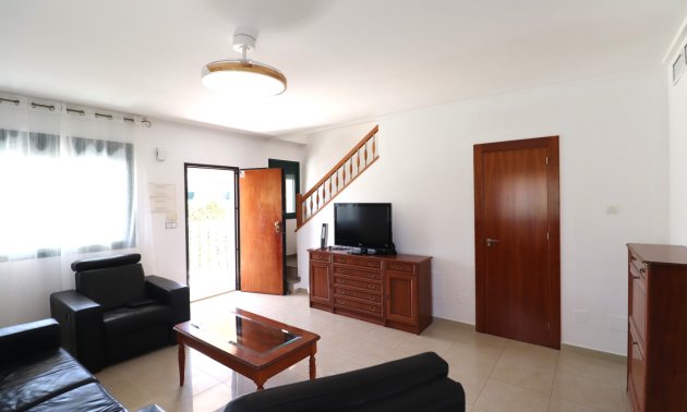 Resale - Townhouse -
Ciudad Quesada - Doña Pepa