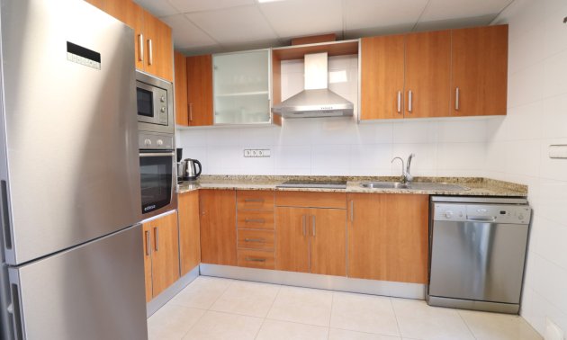Resale - Townhouse -
Ciudad Quesada - Doña Pepa