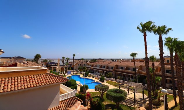 Resale - Townhouse -
Ciudad Quesada - Doña Pepa