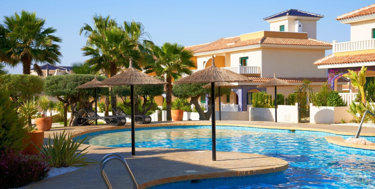 Resale - Townhouse -
Ciudad Quesada - Doña Pepa