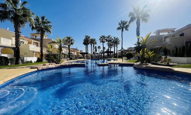 Resale - Townhouse -
Ciudad Quesada - Doña Pepa
