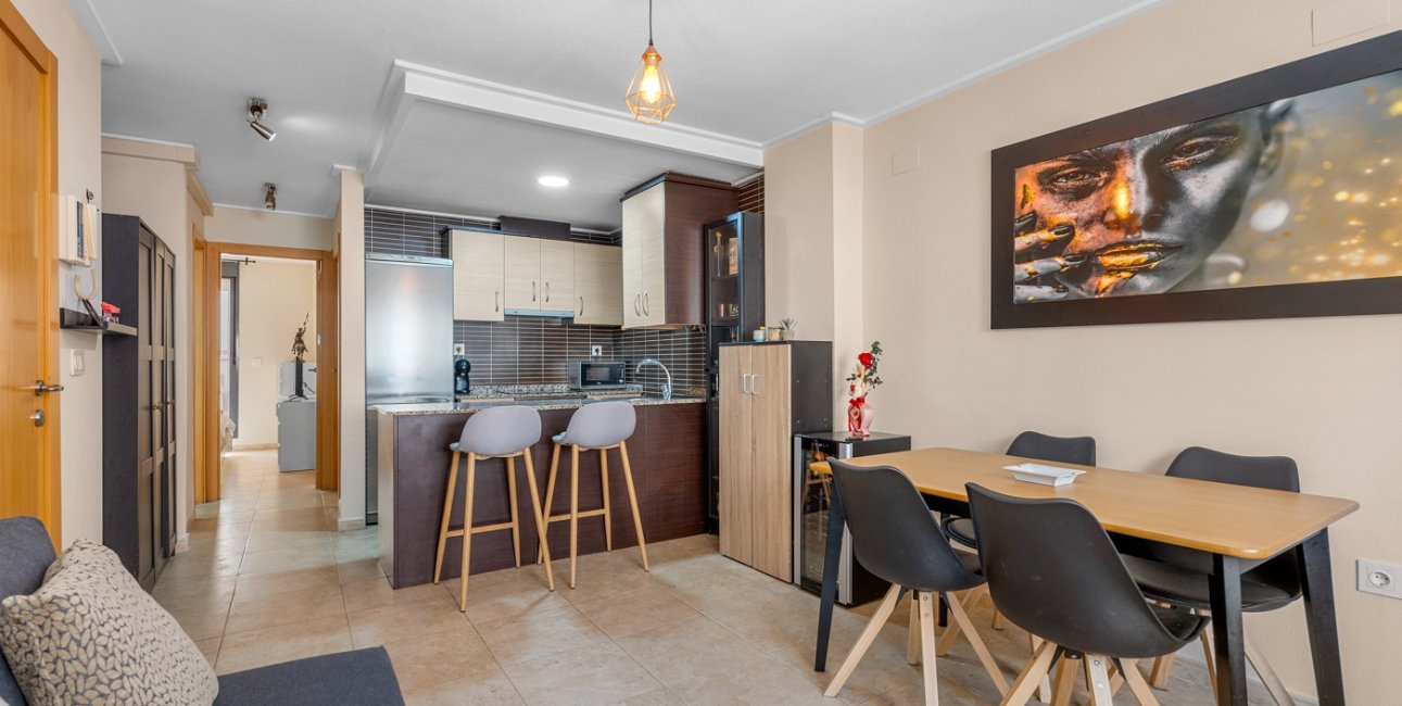 Resale - Apartment / flat -
Alicante - Alicante - City