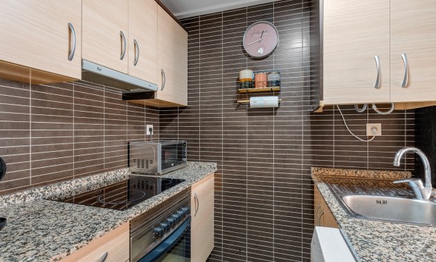 Resale - Apartment / flat -
Alicante - Alicante - City