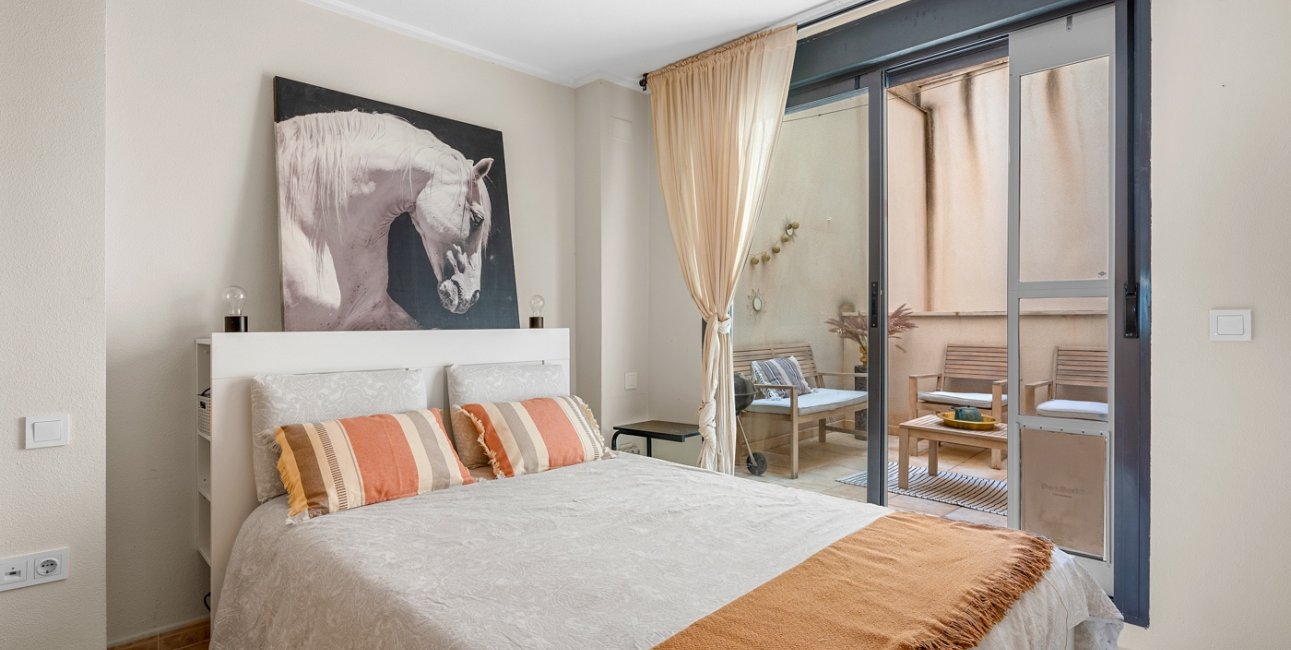 Resale - Apartment / flat -
Alicante - Alicante - City
