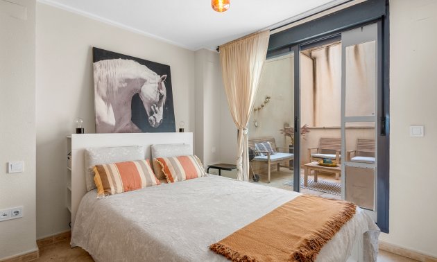 Resale - Apartment / flat -
Alicante - Alicante - City