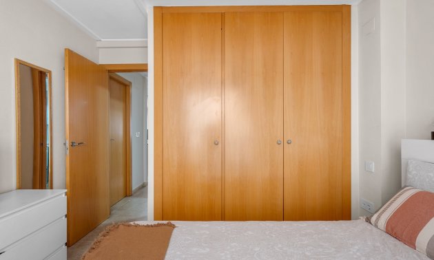 Resale - Apartment / flat -
Alicante - Alicante - City