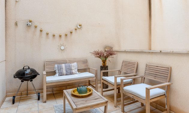 Resale - Apartment / flat -
Alicante - Alicante - City
