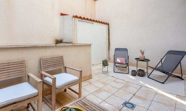 Resale - Apartment / flat -
Alicante - Alicante - City