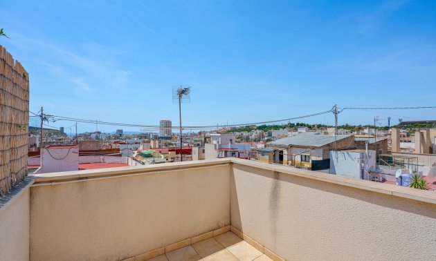 Resale - Apartment / flat -
Alicante - Alicante - City