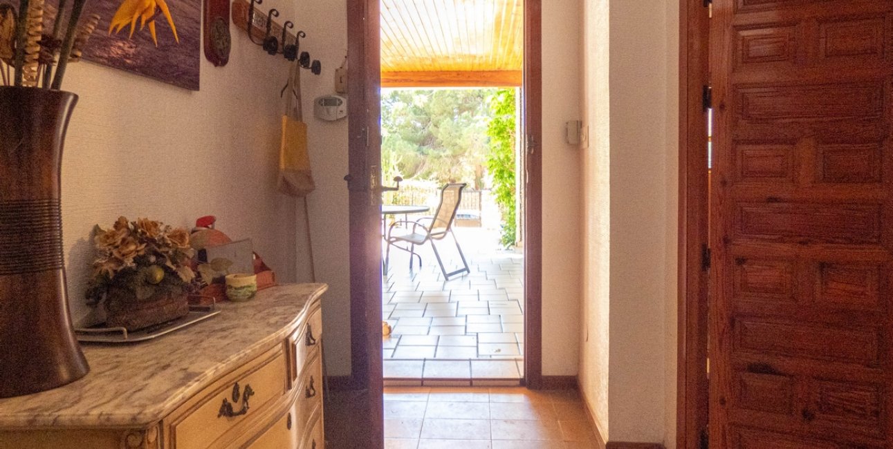 Resale - Villa -
Orihuela Costa - Dehesa de Campoamor