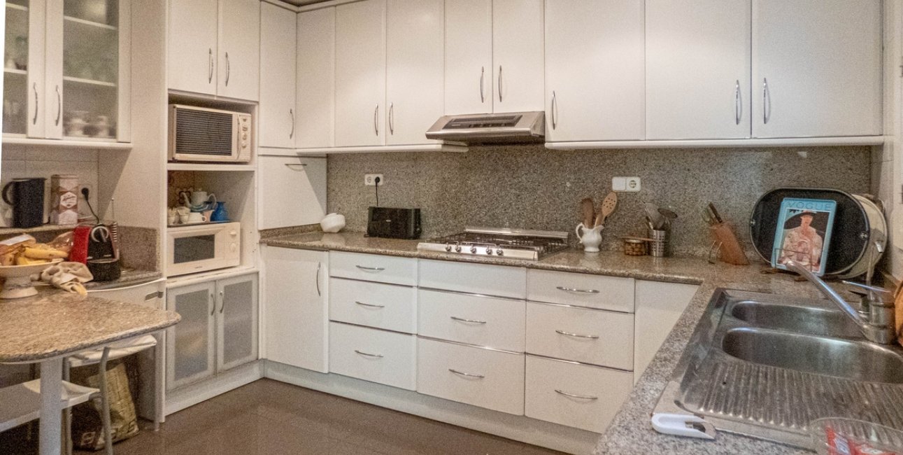 Resale - Villa -
Orihuela Costa - Dehesa de Campoamor