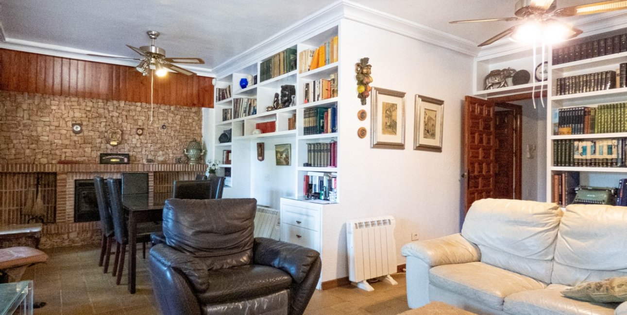 Resale - Villa -
Orihuela Costa - Dehesa de Campoamor