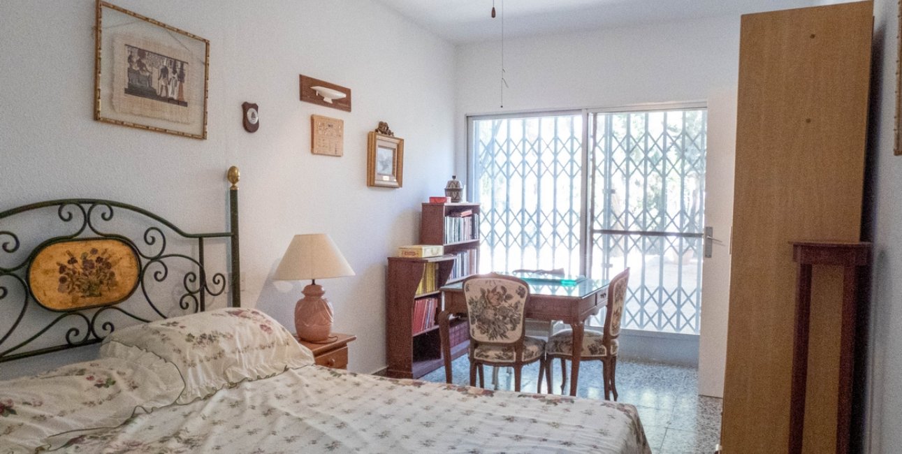 Resale - Villa -
Orihuela Costa - Dehesa de Campoamor