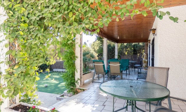 Resale - Villa -
Orihuela Costa - Dehesa de Campoamor