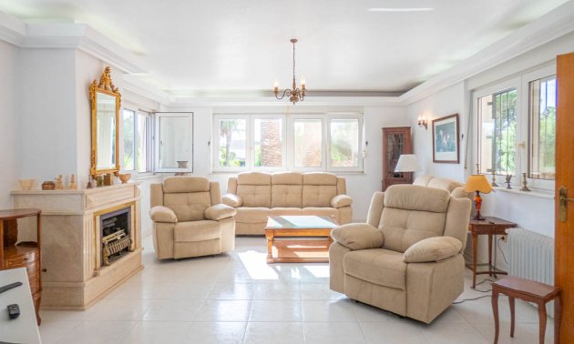 Resale - Country House -
San Miguel de Salinas - San Miguel - Country