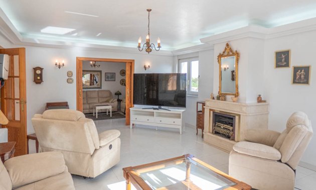 Resale - Country House -
San Miguel de Salinas - San Miguel - Country