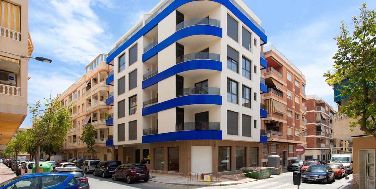 Resale - Apartment / flat -
Torrevieja - Torrevieja - Centre
