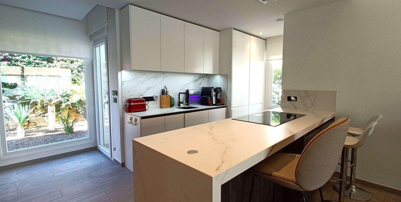 Resale - Villa -
Algorfa - La Finca Golf Resort