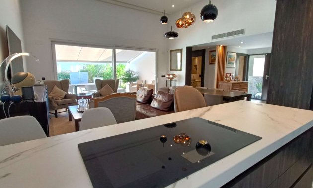 Resale - Villa -
Algorfa - La Finca Golf Resort