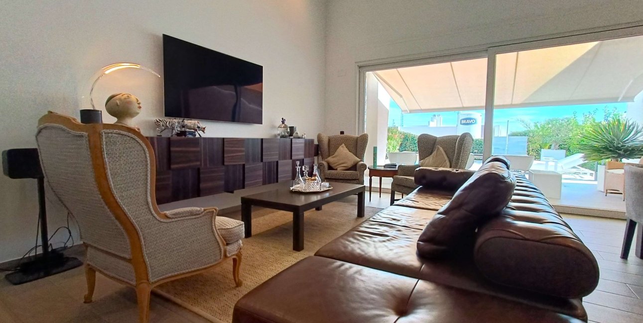 Resale - Villa -
Algorfa - La Finca Golf Resort