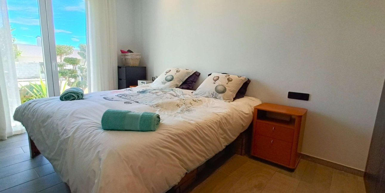 Resale - Villa -
Algorfa - La Finca Golf Resort