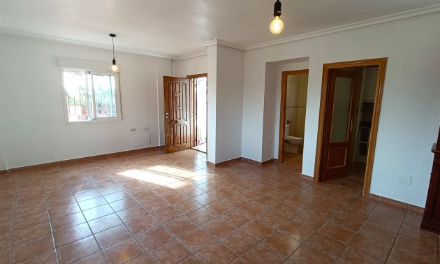 Resale - Villa -
Orihuela Costa - Lomas de Don Juan