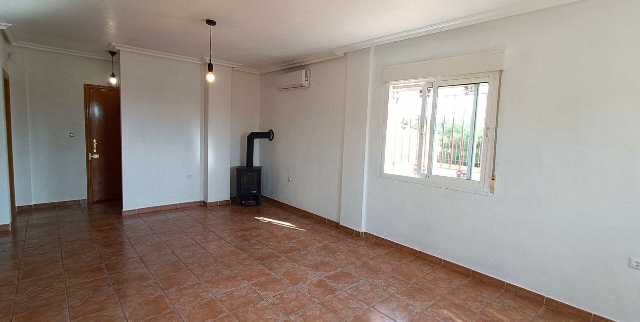 Resale - Villa -
Orihuela Costa - Lomas de Don Juan