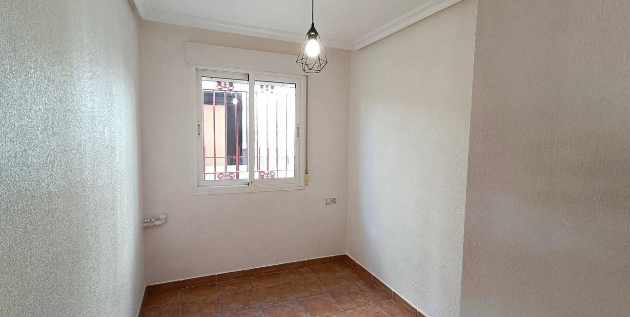 Resale - Villa -
Orihuela Costa - Lomas de Don Juan