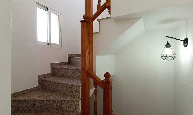 Resale - Villa -
Orihuela Costa - Lomas de Don Juan