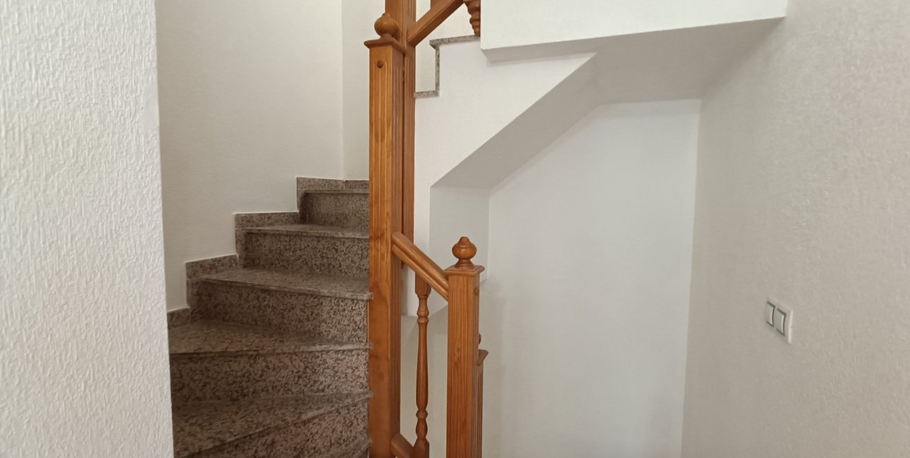 Resale - Villa -
Orihuela Costa - Lomas de Don Juan