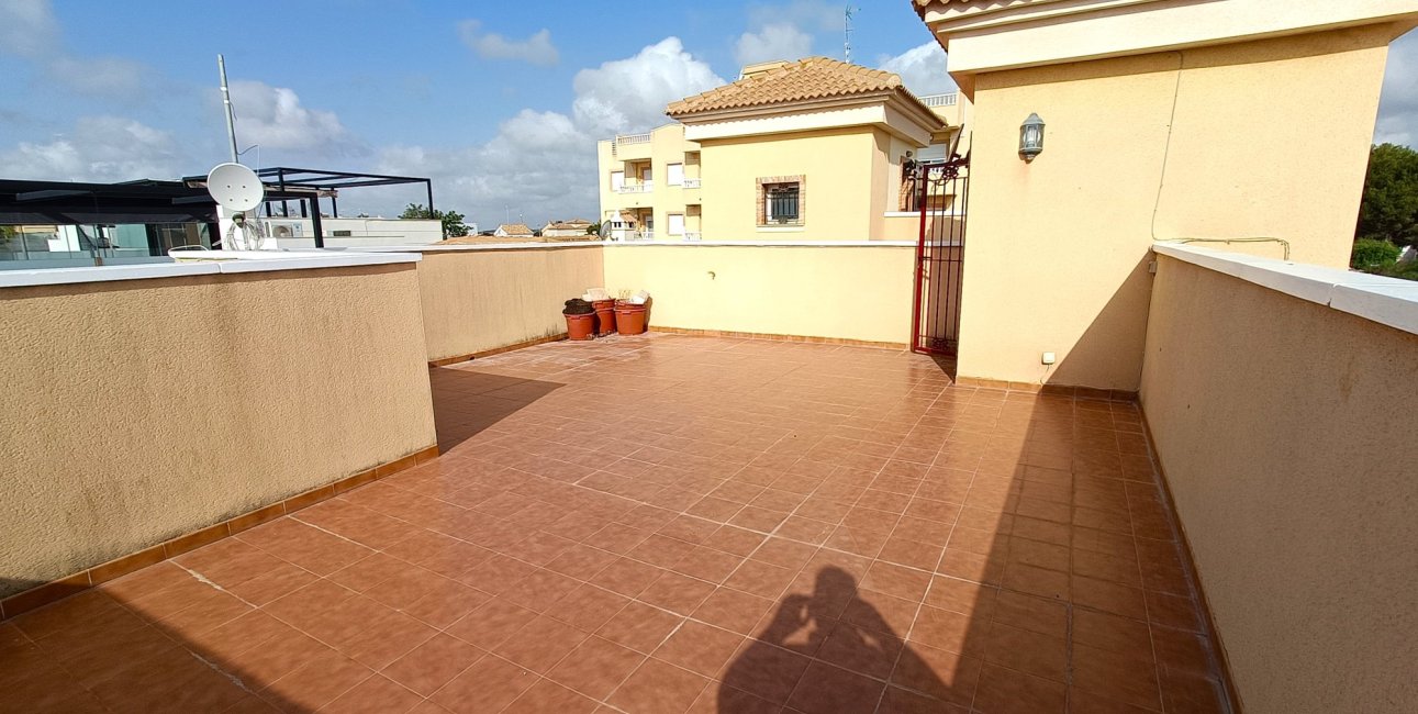 Resale - Villa -
Orihuela Costa - Lomas de Don Juan