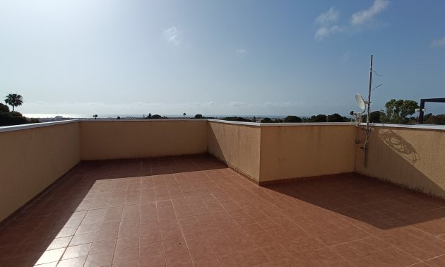 Resale - Villa -
Orihuela Costa - Lomas de Don Juan
